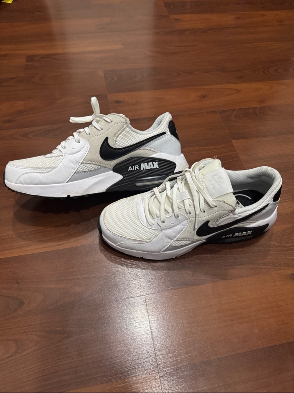 Nike White and Black Air Max Running Sneakers
